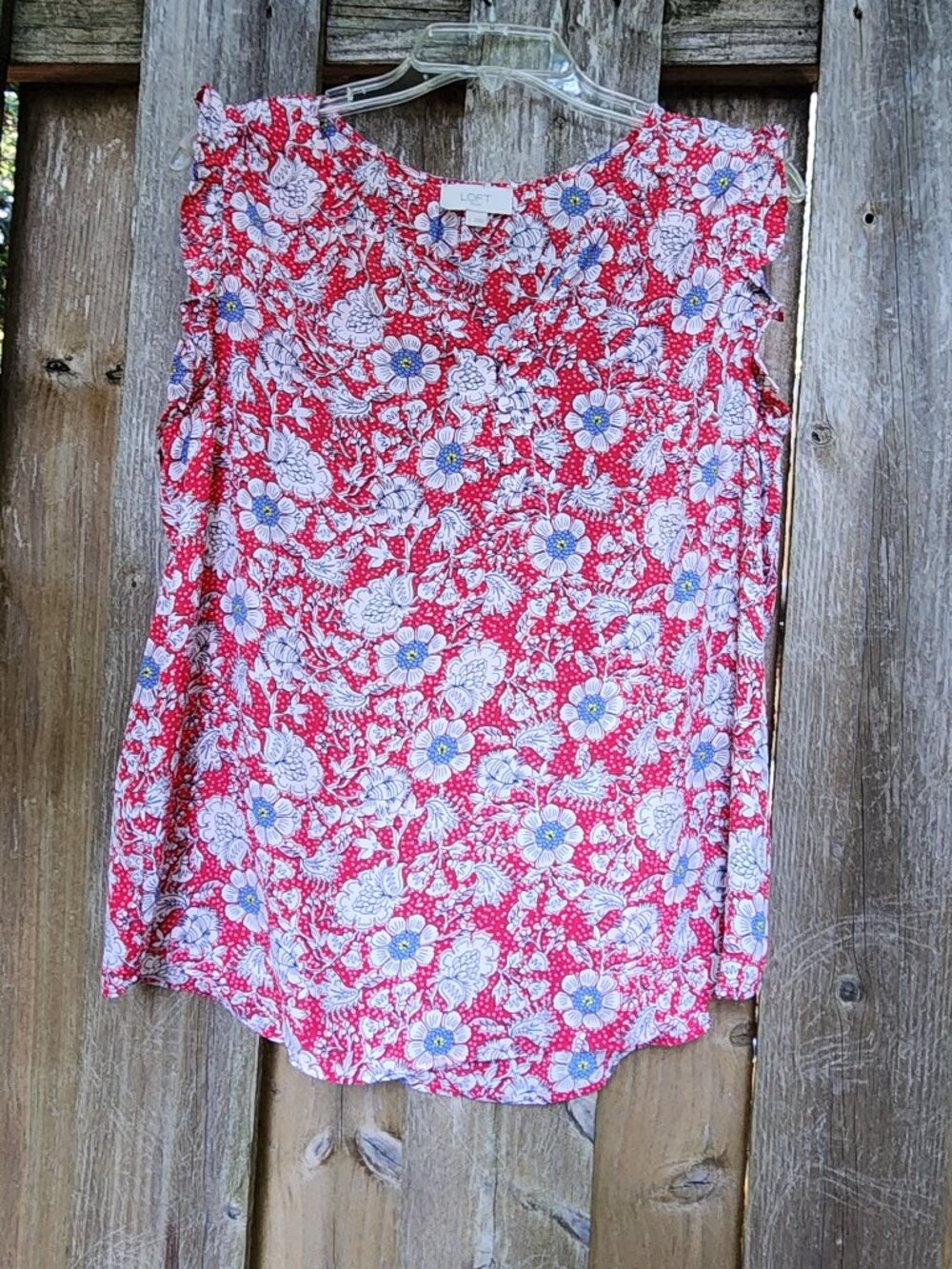 EUC Women's Large Loft Red floral pullover scoop neck blouse